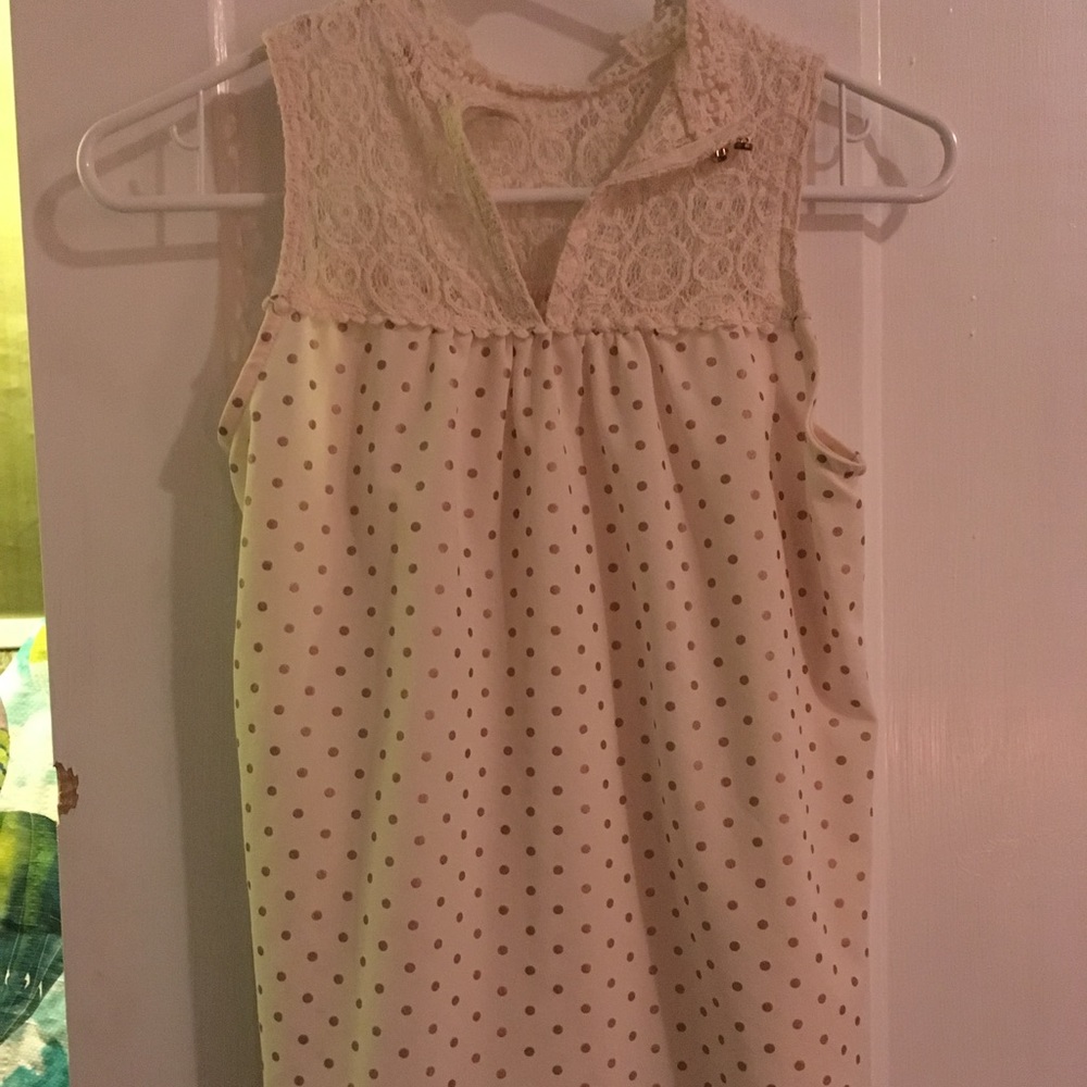 Off white sleeveless top